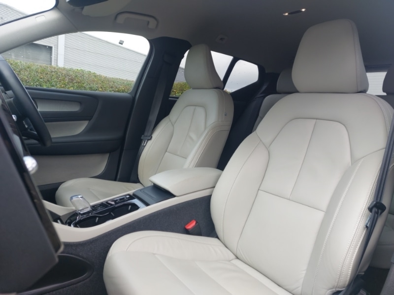 Used Volvo XC40 2021 for sale - 76456504: Photo 5