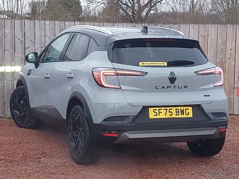 Used Renault Captur 2024 for sale - 77150633: Photo 3