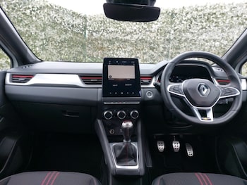 Used Renault Captur 2022 for sale - 76446213: Photo