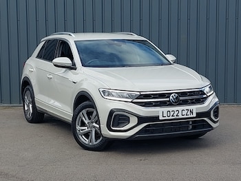 Used Volkswagen T-Roc 2022 for sale - 77242175: Photo