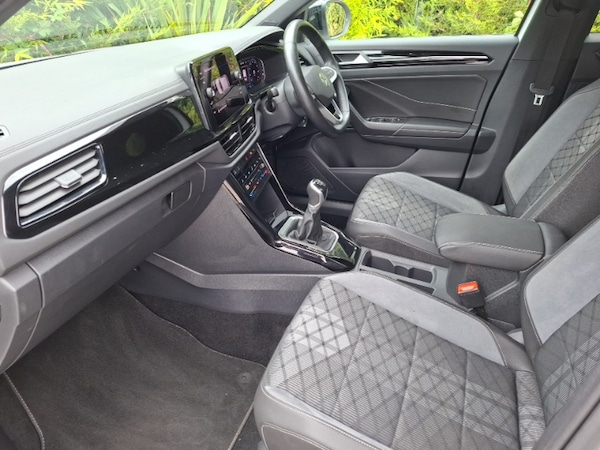 Used Volkswagen T-Roc 2023 for sale - 76150336: Photo 5