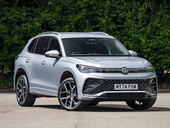2024 - 2.0 TDI R-Line 5dr DSG