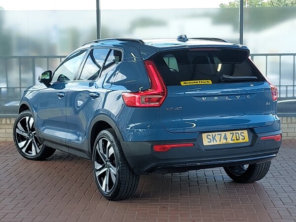 Used Volvo XC40 2024 for sale - 76288889: Photo 3