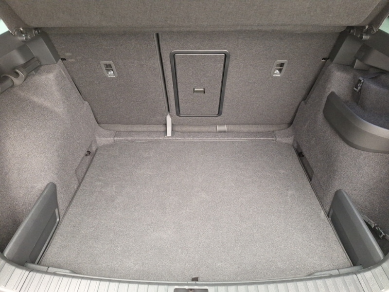 Used Skoda Karoq 2024 for sale - 76726765: Photo 8