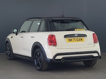 Used MINI Hatch 2021 for sale - 78848121: Photo