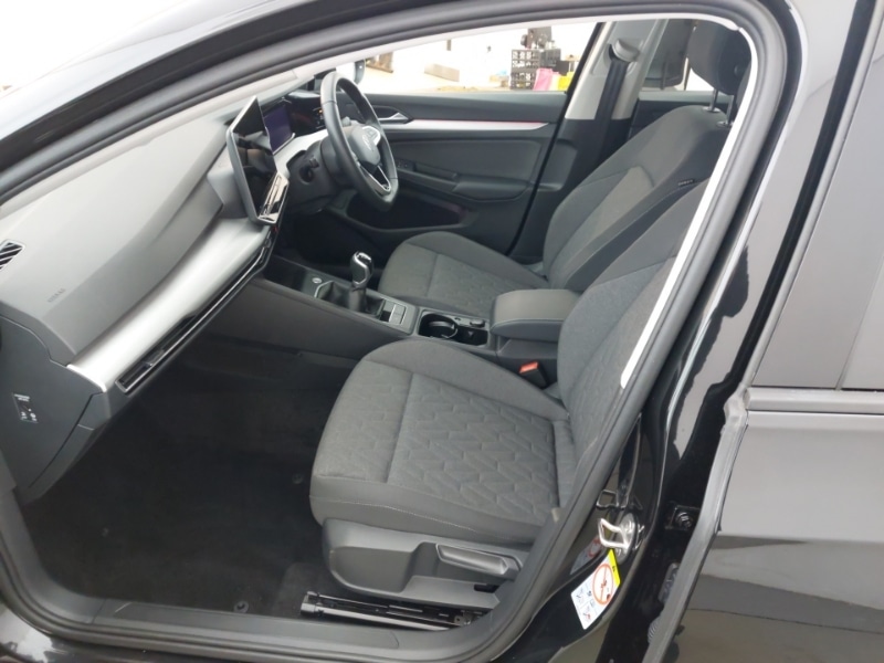 Used Volkswagen Golf 2024 for sale - 76951993: Photo 5