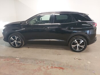 Used Peugeot 3008 2022 for sale - 76325101: Photo 4