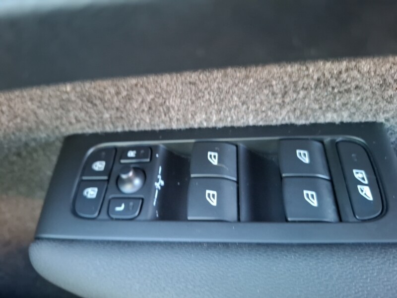 Used Volvo XC40 2022 for sale - 77184185: Photo 12