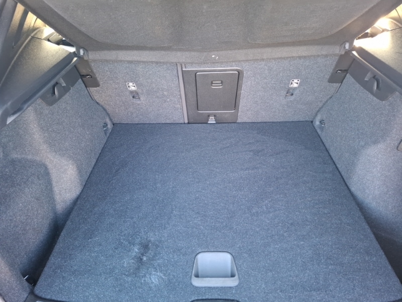 Used Volvo XC40 2022 for sale - 77184185: Photo 8