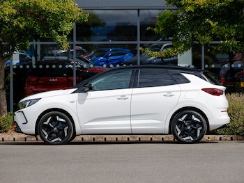 Used Vauxhall Grandland 2023 for sale - 75701820: Photo