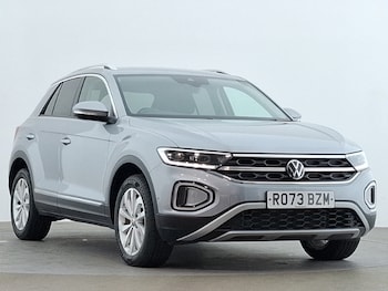 Used Volkswagen T-Roc 2023 for sale - 78756750: Photo