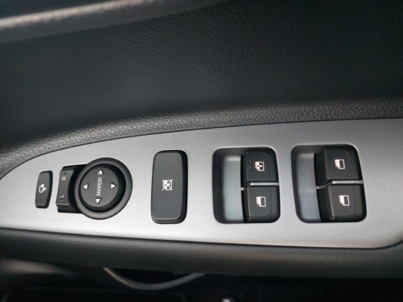 Used Kia Stonic 2025 for sale - 77503748: Photo 10