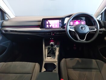 Used Volkswagen Golf 2021 for sale - 76471904: Photo