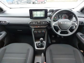 Used Dacia Sandero 2024 for sale - 77495667: Photo