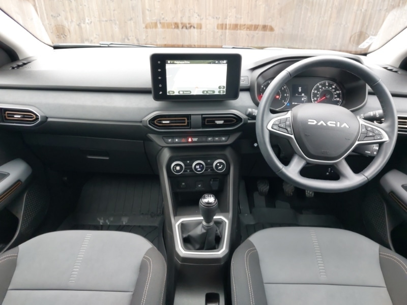 Used Dacia Sandero Stepway 2024 for sale - 77273729: Photo 2