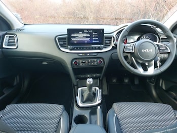 Used Kia XCeed 2025 for sale - 77361148: Photo