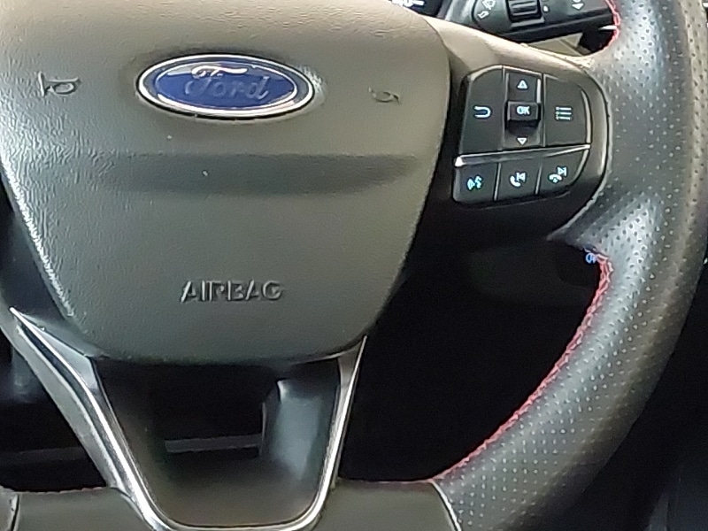 Used Ford Focus 2023 for sale - 76770691: Photo 11