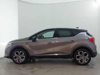 Used Renault Captur 2024 for sale - 78211784: Photo