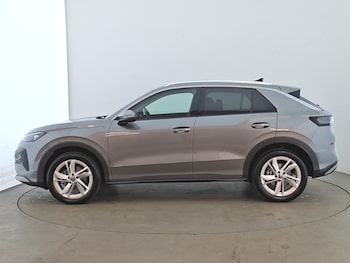 Used Volkswagen T-Roc 2026 for sale - 79315500: Photo