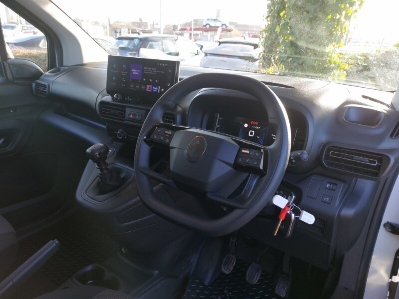 Used Citroen Berlingo 2024 for sale - 77024896: Photo 2