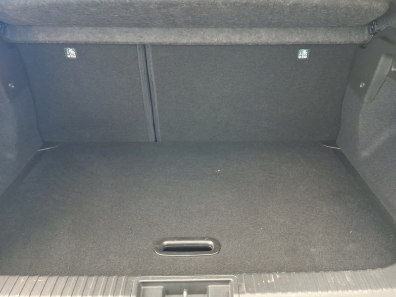 Used Renault Captur 2023 for sale - 78080144: Photo 8