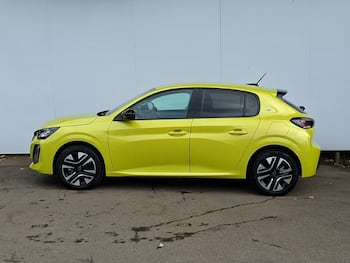Used Peugeot 208 2024 for sale - 79653636: Photo