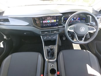 Used Volkswagen Polo 2024 for sale - 78700058: Photo