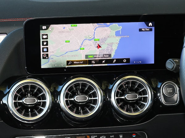 Used Mercedes-Benz EQA 2022 for sale - 76217685: Photo 10