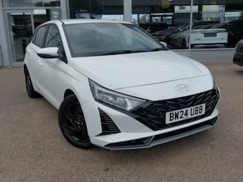 Used Hyundai i20 2024 for sale - 79826407: Photo