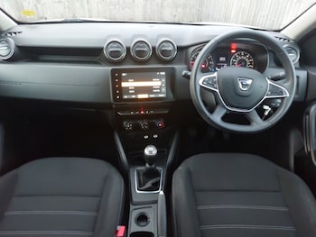 Used Dacia Duster 2022 for sale - 77752135: Photo