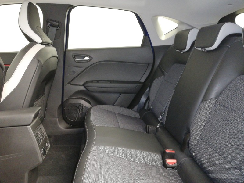 Used Renault Captur 2022 for sale - 76578682: Photo 6