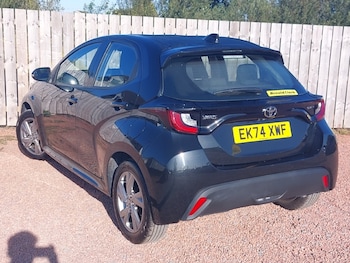 Used Toyota Yaris 2024 for sale - 76695022: Photo