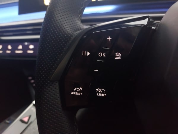 Used Peugeot 3008 2024 for sale - 76335359: Photo 12