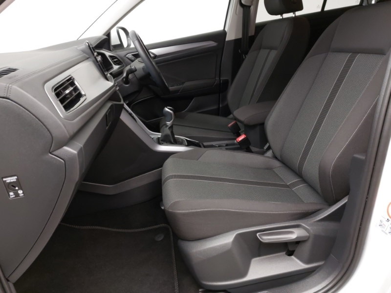 Used Volkswagen T-Roc 2023 for sale - 77105094: Photo 5