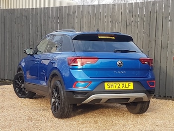 Used Volkswagen T-Roc 2023 for sale - 77314522: Photo