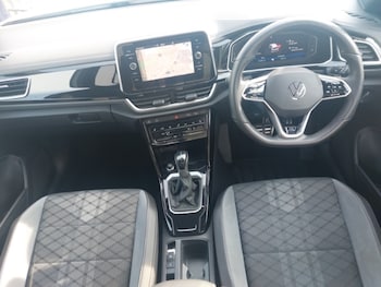 Used Volkswagen T-Roc 2022 for sale - 76727023: Photo