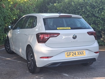 Used Volkswagen Polo 2024 for sale - 79393112: Photo