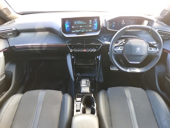 Used Peugeot 2008 2022 for sale - 76656836: Photo