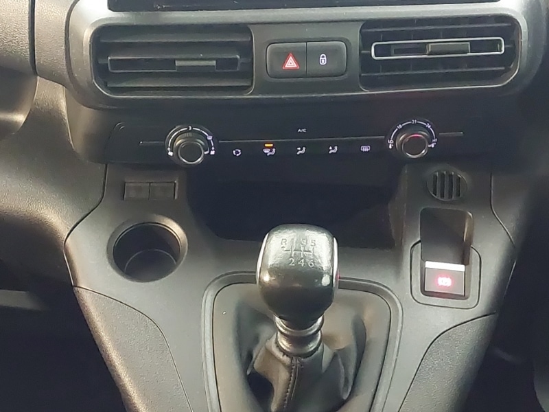 Used Vauxhall Combo Life 2022 for sale - 76885871: Photo 11