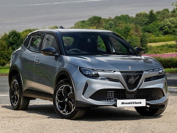 Used Alfa Romeo Junior 2025 for sale - 77099552: Photo