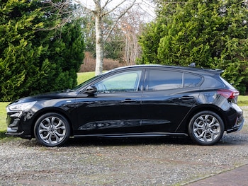 Used Ford Focus 2022 for sale - 77353122: Photo