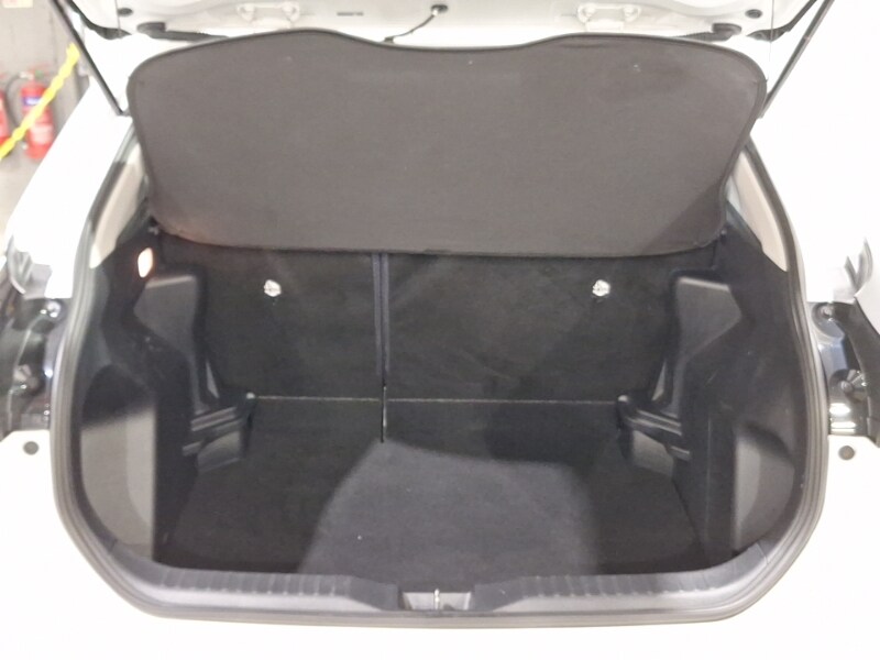 Used Toyota Yaris Cross 2022 for sale - 77299200: Photo 8