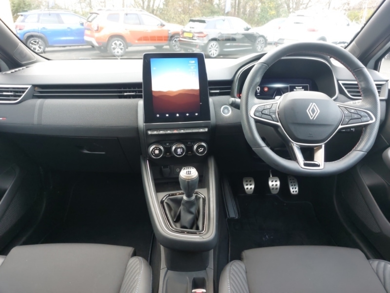 Used Renault Clio 2024 for sale - 76695459: Photo 2