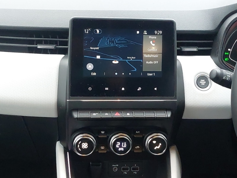 Used Renault Clio 2021 for sale - 76752082: Photo 11