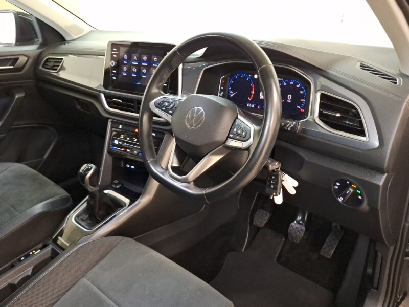 Used Volkswagen T-Roc 2023 for sale - 77949762: Photo 11
