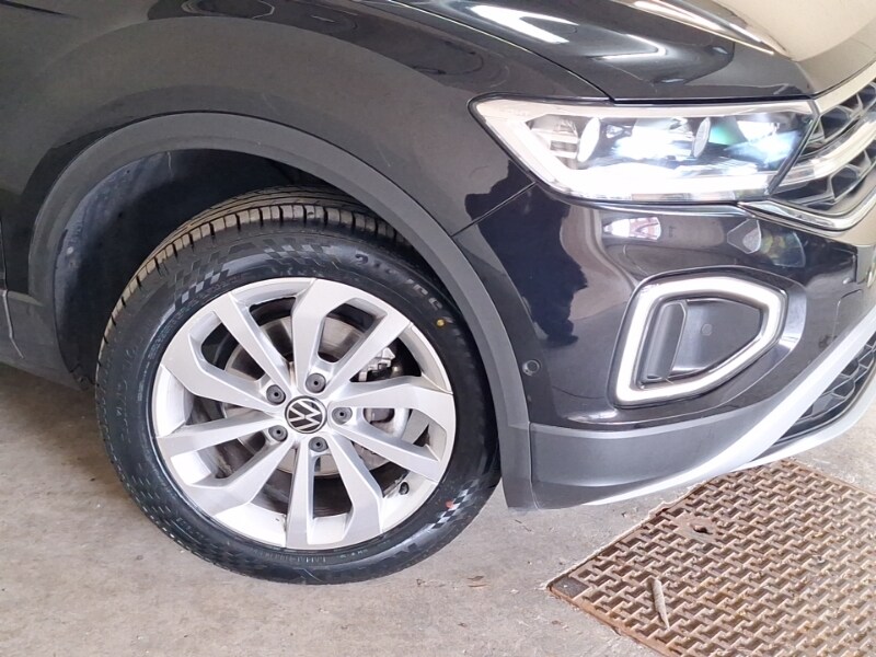 Used Volkswagen T-Roc 2023 for sale - 77949762: Photo 9