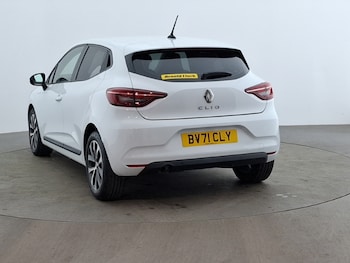 Used Renault Clio 2021 for sale - 77049599: Photo