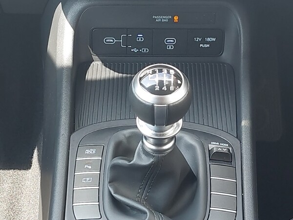 Used Hyundai KONA 2024 for sale - 76275335: Photo 11