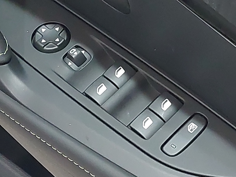 Used Peugeot 208 2025 for sale - 76483338: Photo 12