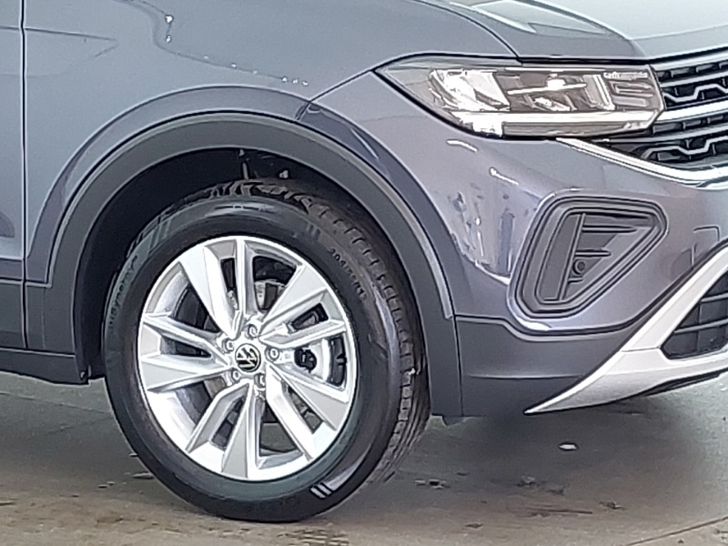 Used Volkswagen T-Cross 2025 for sale - 76521430: Photo 9